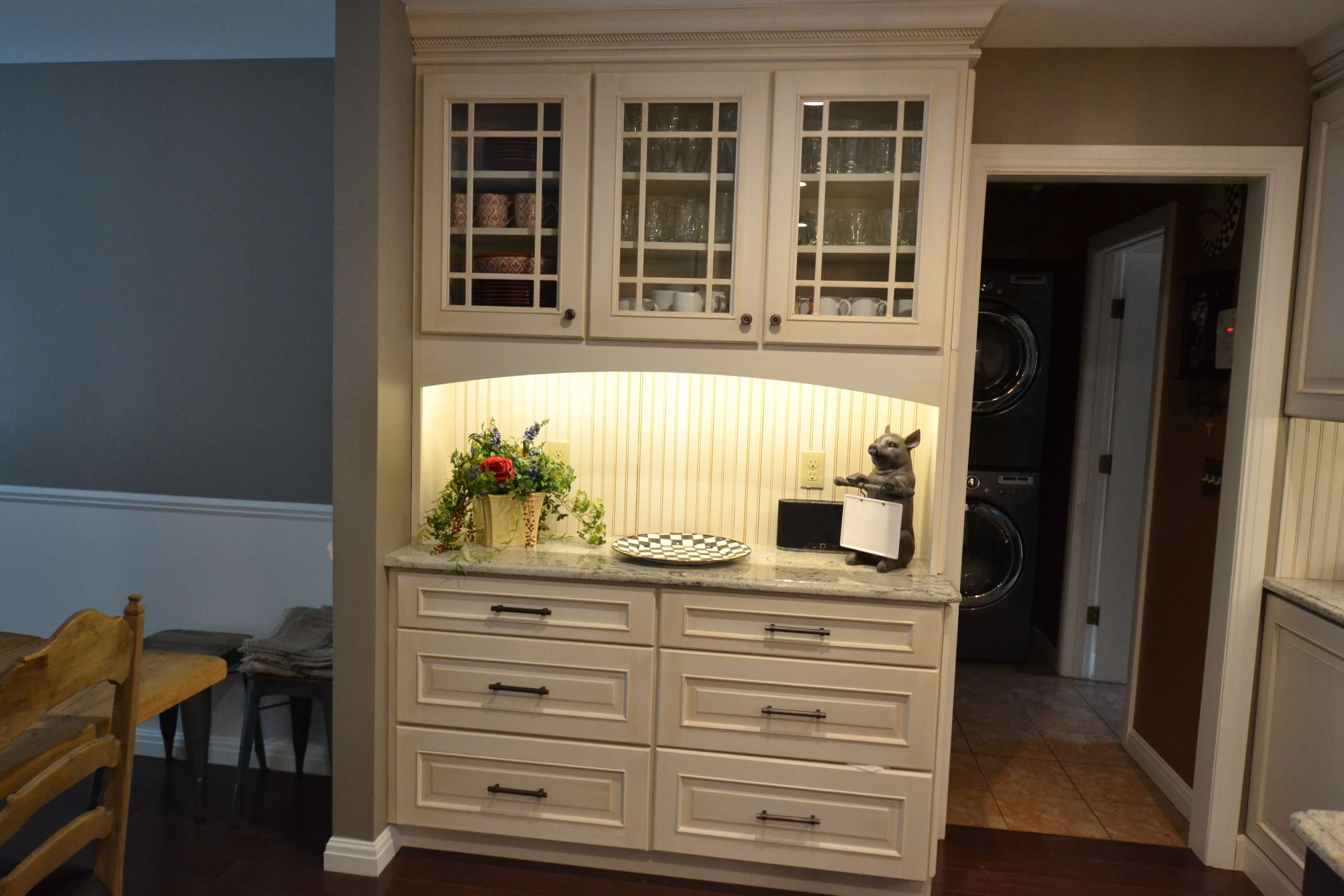 kitchen hutches table