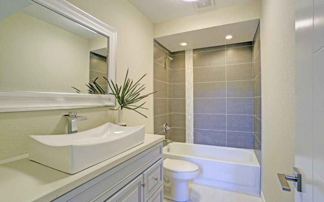 A Quick Guide to Small Bathroom Design